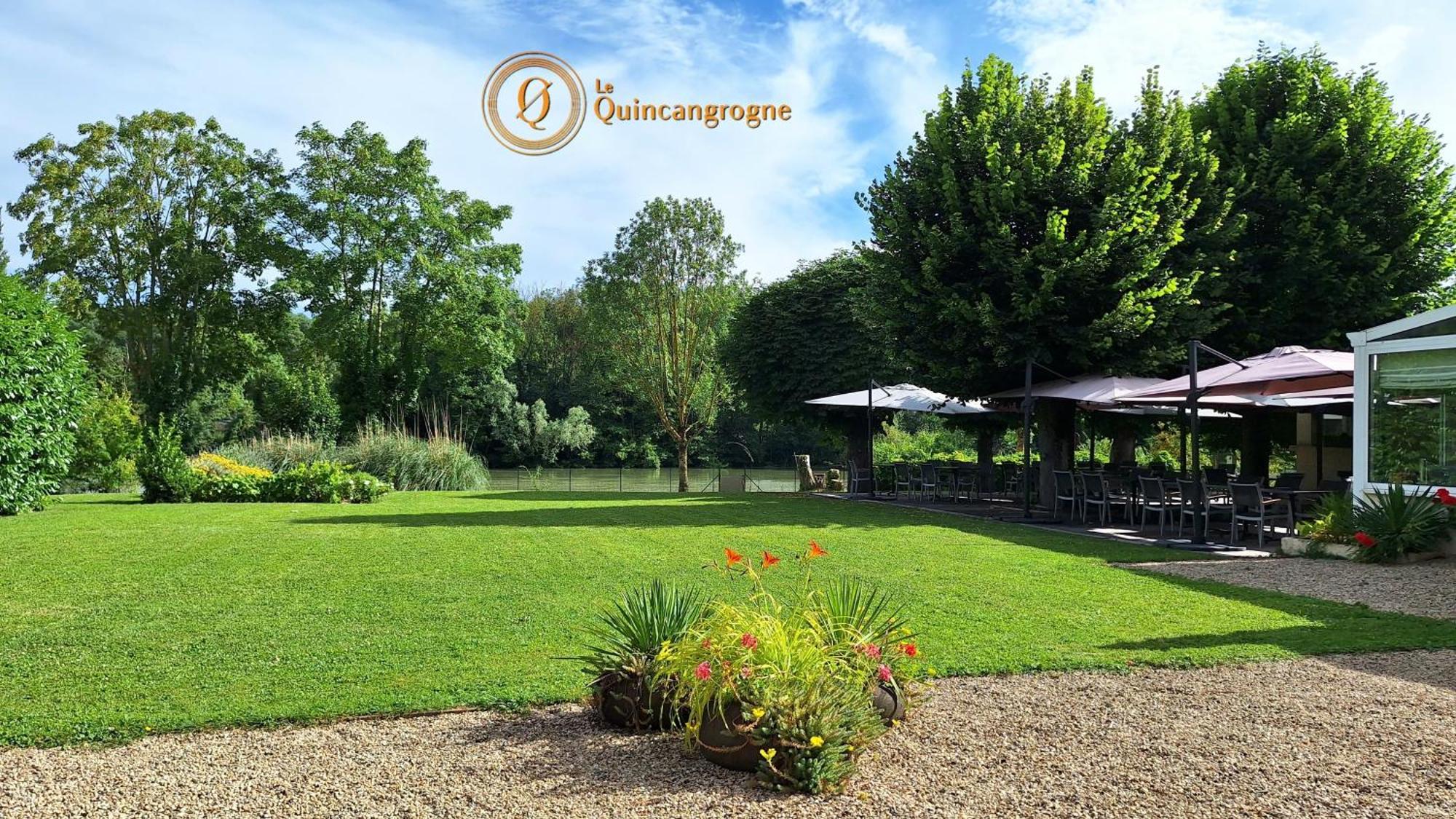 Le Quincangrogne Dampmart ภายนอก รูปภาพ